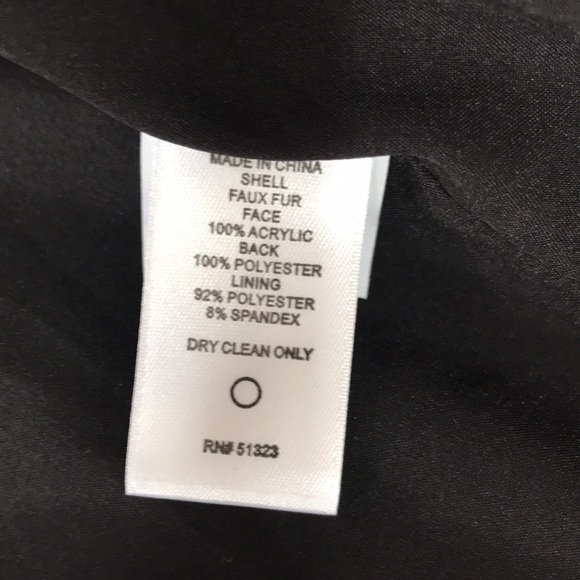 🎁CeCe by Cynthia Steffe Faux Fur Houndstooth Coat - Picture 9 of 16